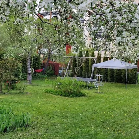 Dağ evi House&garden - 3 Rooms&sauna